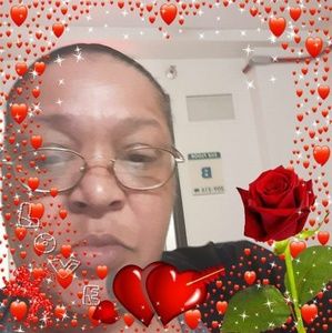 Meet your Posher, Madeline